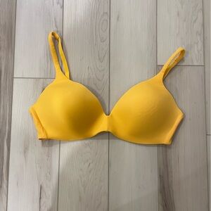 Victoria’s Secret Body by Victoria Ipex Wirefree Bra